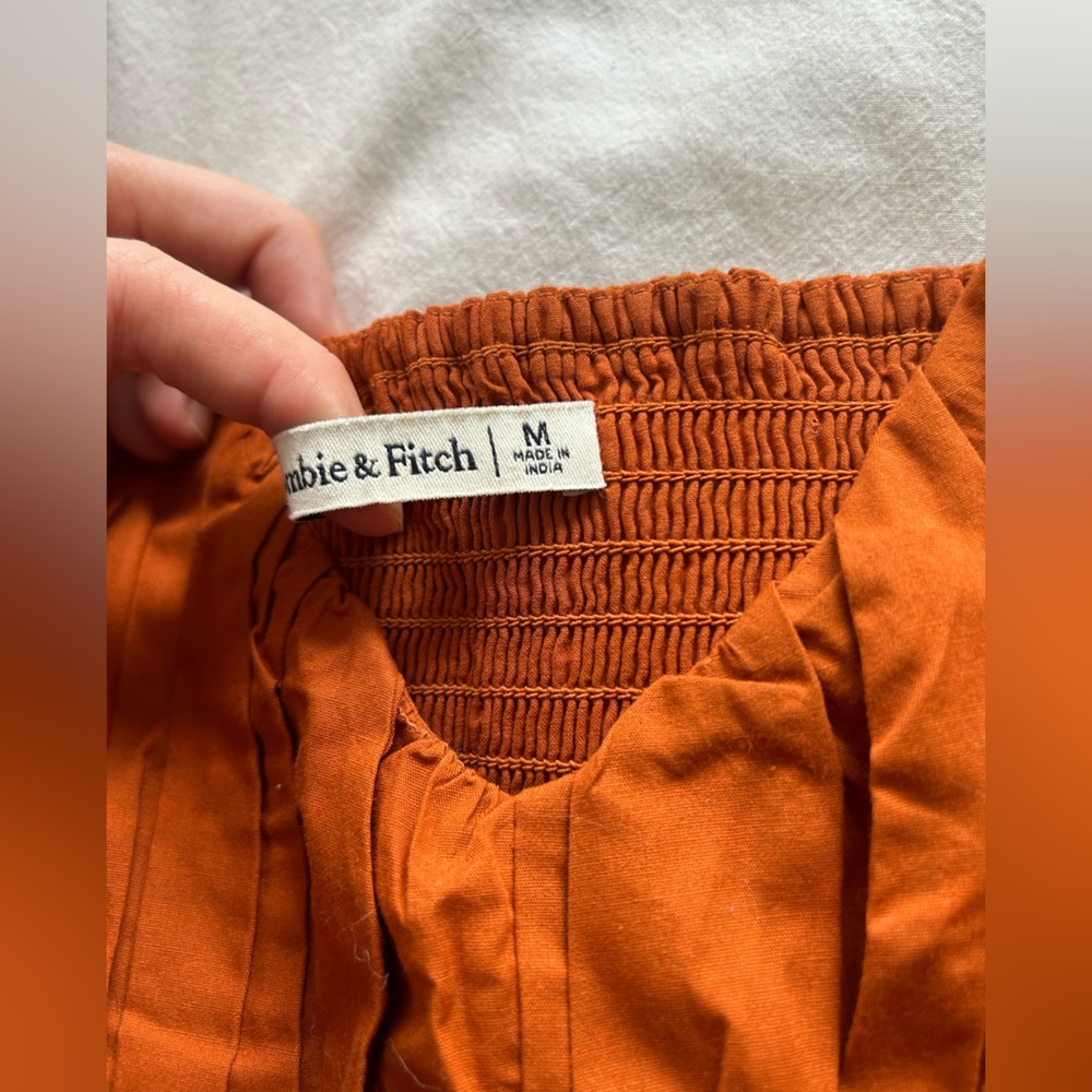 Abercrombie long sleeve orange puffy sleeve babydoll top medium - Picture 3 of 3